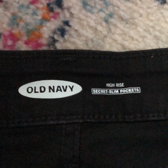 High waisted black shorts - Picture 4 of 4